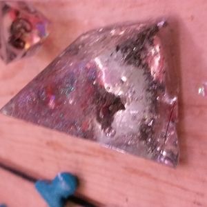 Custom orders resin pyramid art 2x2 inch